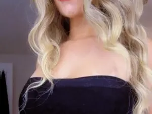 Myfreecams Free Porn Cam of MiaVelvett