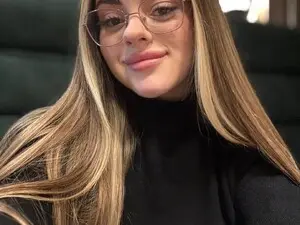 Myfreecams Free Porn Cam of LiliaT_