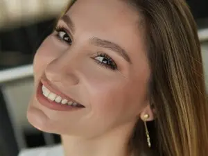 Myfreecams Live Sex Cam of JuliaRichard