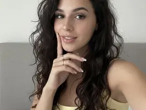 Myfreecams Sex Chat of ValessiaMoon