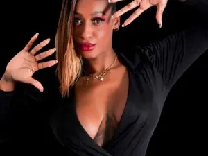 Myfreecams Watch Live Sex Cams of NahomyOwen