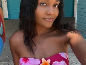 Myfreecams Live Porn of CaramelDoll1_