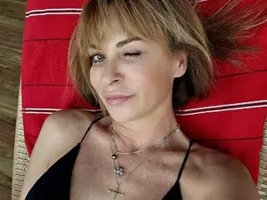 Myfreecams Free Live Porn of Evolett