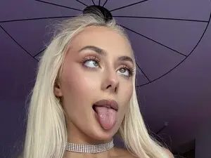 Myfreecams Free Live Porn of Loren_Wood