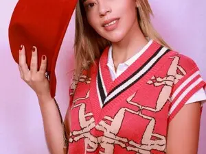 Myfreecams Free Live Porn of Carolblonde