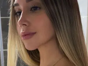 Myfreecams Live Sex Cam of SabrinaCris