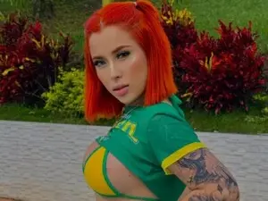 Myfreecams Nude Webcam of MadelineFox