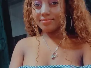 Myfreecams Watch Live Sex Cams of LoaisisAdams