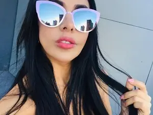 Myfreecams Nude Webcam of AliceFOX_