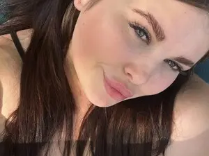 Myfreecams Adult Webcams of Milana_Kelly
