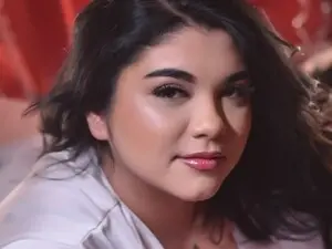 Myfreecams Live Sex Cam of SpicyCarlax