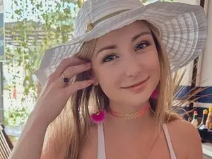Myfreecams Live Sex Cam of BellaAndersin