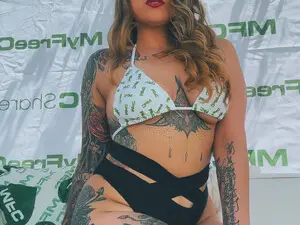 Myfreecams Adult Webcams of AriFoxGirl