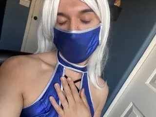 Streamate Live Porn of Kitanamkxxx
