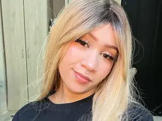 Streamate Nude Webcam of Kari_lovers