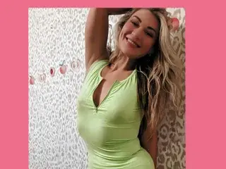 Streamate Live Sex of KamiliaMae