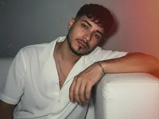 Streamate Adult Webcams of MateoSantoss