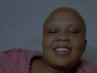 Streamate Live Sex Cam of Bigtittisxxx