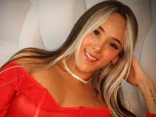 Streamate Nude Webcam of amara_jons