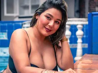Streamate Sex Chat of LatinaHoleQueen