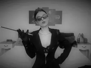Streamate Adult Webcam of MistressMadelyn