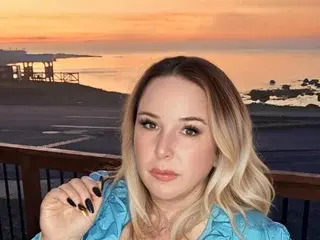 Streamate Free Live Porn of TITANIC_TITS