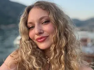 Streamate Sex Cam of CarrieeBradshaw