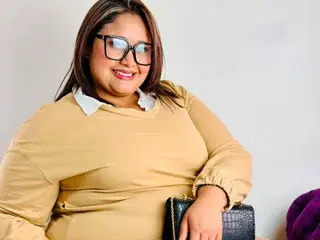 Streamate Live Sex of BustyyJuicy