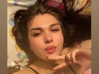 Streamate Watch Live Sex Cams of SaraCabal