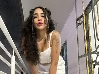Streamate Free Porn Cam of CastleBeauty