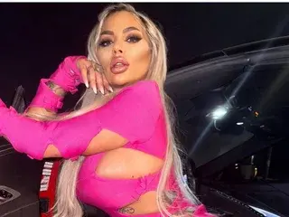 Streamate Adult Webcam of BlancheLuxee