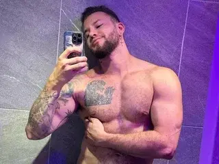 Streamate Adult Video Chat of Delessandro_woorld