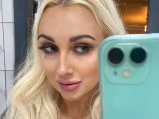 Streamate Watch Live Sex Cams of BlondieBarbieBabe