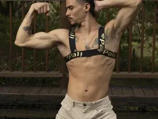 Streamate Sex Cam of SharonTygaX