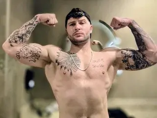 Streamate Free Porn Cam of Silversavage92