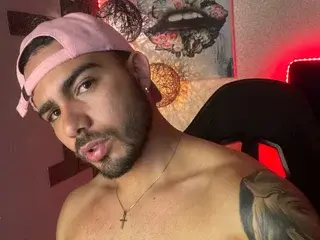 Streamate Live Sex of hairyboyx