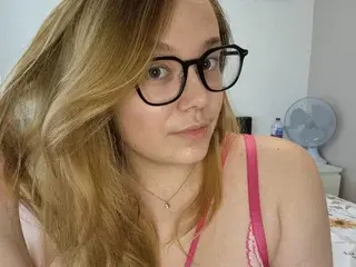 Streamate Adult Webcam of Emski_xox