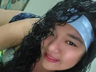 Streamate Live Sex Cam of SWEETLITTLEBEAR26