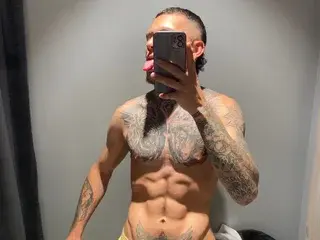 Streamate Nude Webcam of Kevin_Baker