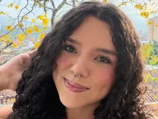 Streamate Live Sex Cam of SaraMacleod