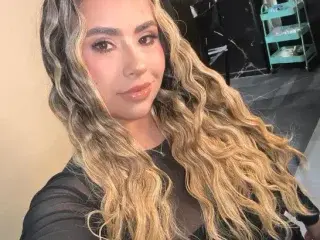 Streamate Sex Cam of MaraMoore
