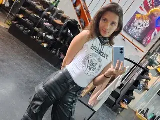 Streamate Sex Cam of Feniixa