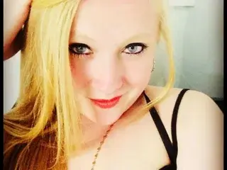 Streamate Free Porn Cam of AliceCat19