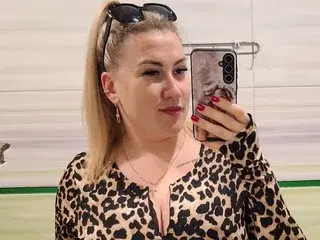 Streamate Adult Webcams of ForbiddenTouchX