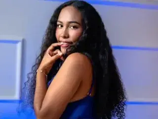 Streamate Sex Cam of MiaBlackrose