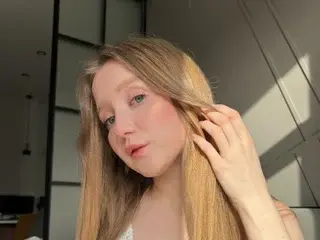 Streamate Sex Chat of LilaMeow