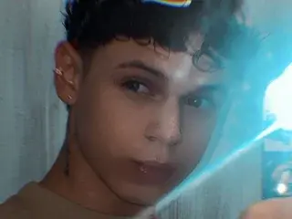 Streamate Sex Cam of MykelCanDo