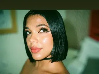Streamate Live Porn of TiianaGlow