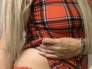 Streamate Live Sex Cam of SavannahSlater
