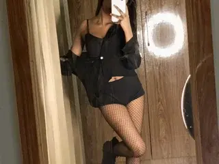 Streamate Private Sex Chat of ShanayaKapoor